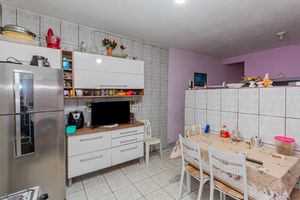 Image 25 - 916754