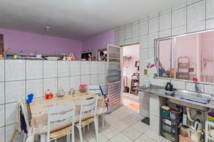 Image 27 - 916754