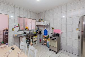 Image 28 - 916754