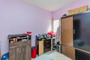 Image 34 - 916754