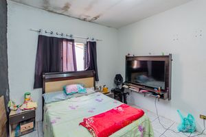 Image 38 - 916754