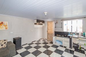Image 39 - 916754