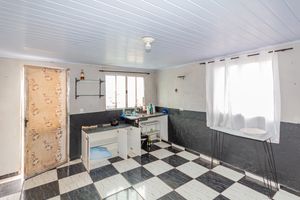 Image 40 - 916754