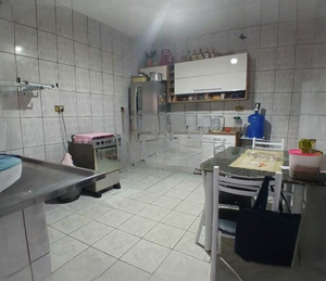 Image 3 - 916754