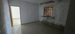 Image 17 - 916759