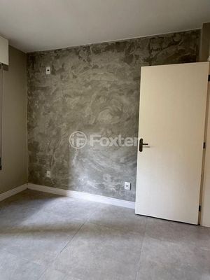 Image 4 - 916764