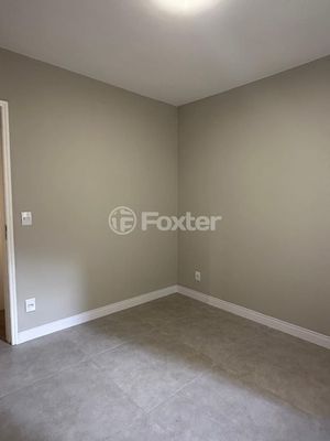 Image 5 - 916764