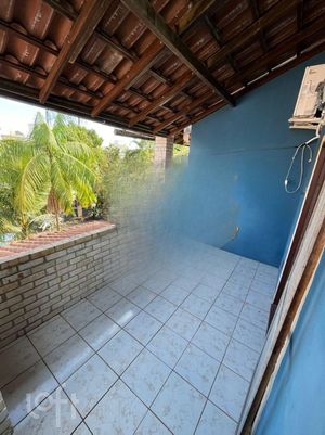 Image 20 - 916779