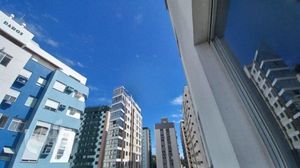 Image 0 - 916784