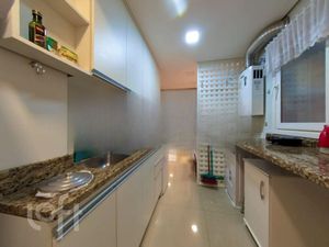 Image 3 - 916788