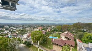 Image 5 - 916789
