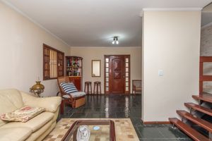 Image 5 - 916794