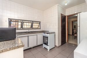 Image 10 - 916794