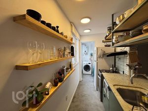 Image 4 - 916796
