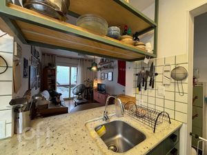 Image 5 - 916796