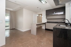 Image 14 - 916797