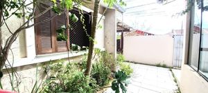 Image 22 - 916798
