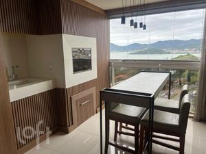 Image 19 - 916804