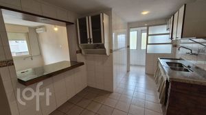 Image 19 - 916814