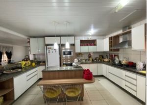 Image 7 - 916821