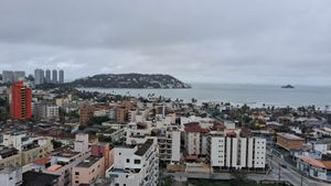 Image 21 - 916838