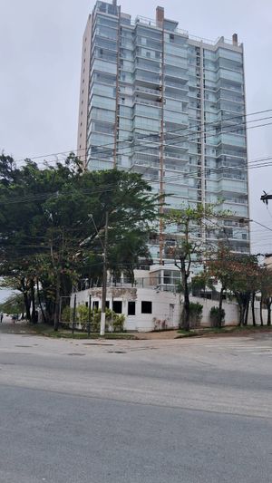 Image 38 - 916838