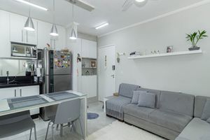 Image 3 - 916853