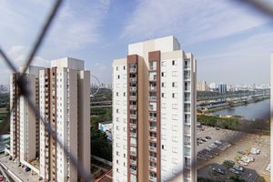 Image 8 - 916853