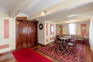 Image 34 - 916855