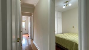 Image 22 - 916888