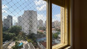 Image 26 - 916888