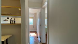 Image 39 - 916888