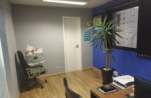 Image 3 - 916898