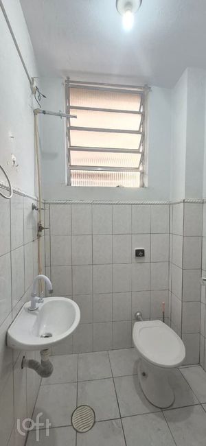 Image 7 - 916900