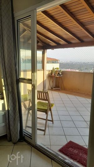 Image 5 - 916903