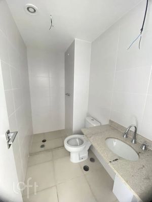 Image 11 - 916904