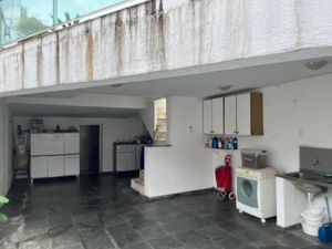 Image 20 - 916906
