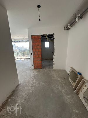 Image 20 - 916914