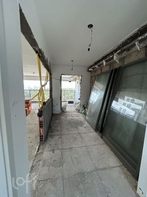 Image 28 - 916914