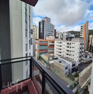 Image 15 - 916920