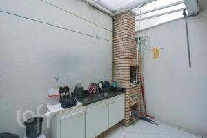 Image 15 - 916935