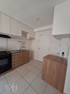 Image 1 - 916942