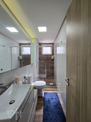 Image 23 - 916943