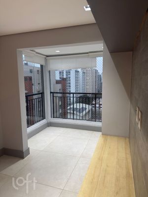 Image 1 - 916946