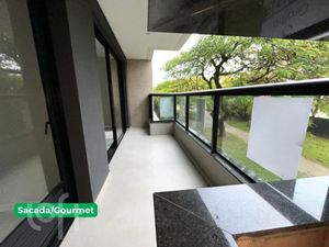 Image 3 - 916982