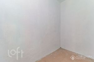 Image 16 - 917028