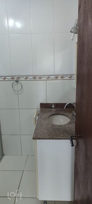 Image 22 - 917028