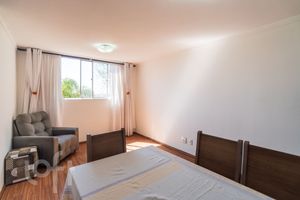 Image 3 - 917032