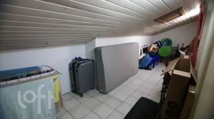Image 17 - 917039