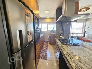 Image 8 - 917050